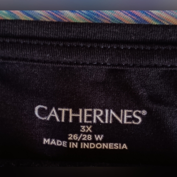 💜3/$25 Catherines 3X 26/28W Black and Silver Patterned Shirt - Picture 8 of 9